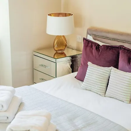 Stunning 3-Bedroom In The Heart Of London With Parking-Hosted By Sweetstay Exterior photo